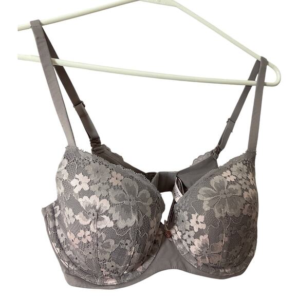 Victoria's Secret Lavender Lace 32DD Body By Victoria Lined Demi Bra - Picture 2 of 5